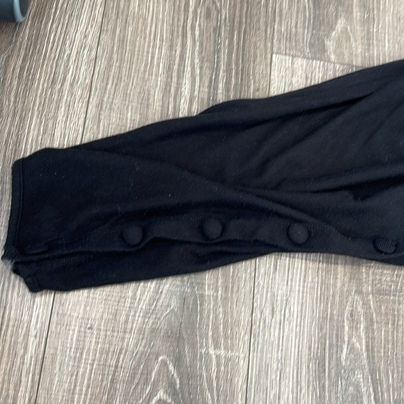 Venti 6 Button Sleeve Turtle neck sweater/poncho/shrug - Picture 5 of 5